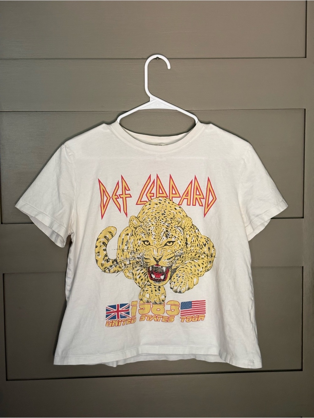 H&M White Short Sleeve Tee with Def Leppard Graphic